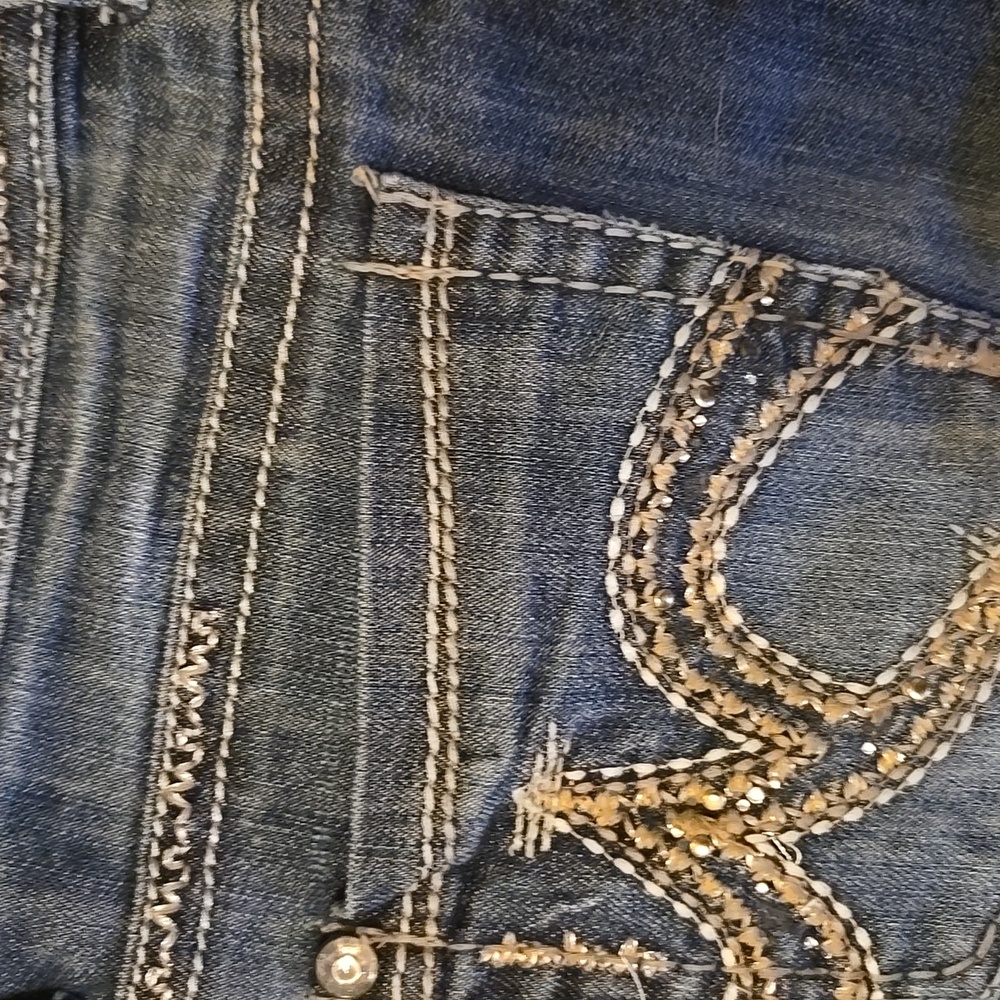 Low Rise Jeans - Picture 3 of 3